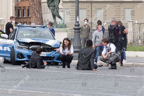 Tom Cruise Hayley Atwell On Set Editorial Stock Photo - Stock Image ...