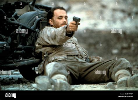 TOM HANKS SAVING PRIVATE RYAN (1998 Stock Photo: 30619142 - Alamy