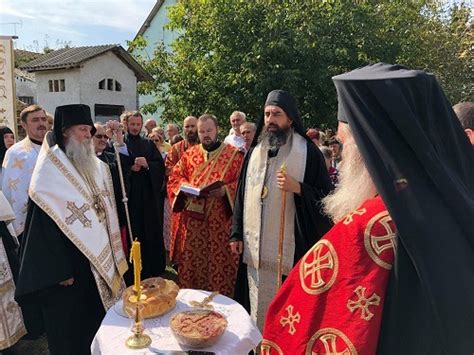 Hierarchal Liturgy At The Birthplace of Patriarch Pavle - News | Orthodoxy Cognate PAGE