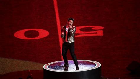 Video 115.3 Million: The Super Bowl Halftime Audience - ABC News