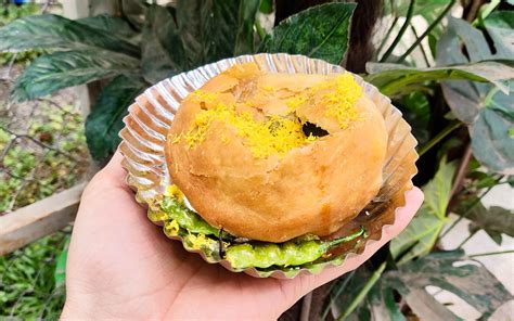 Kachoris From These Eateries In Pune Are So Good That You Won’t Regret Cheating On Your Diet One ...