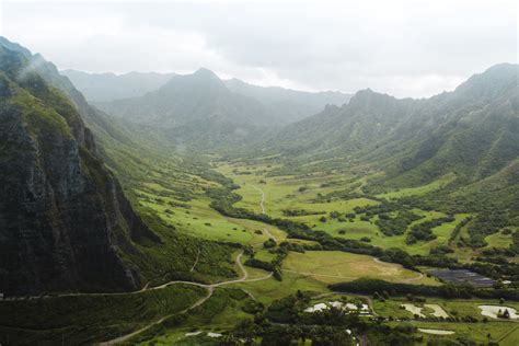 Explore Kualoa Ranch and the Ka'a'awa Valley of Oahu