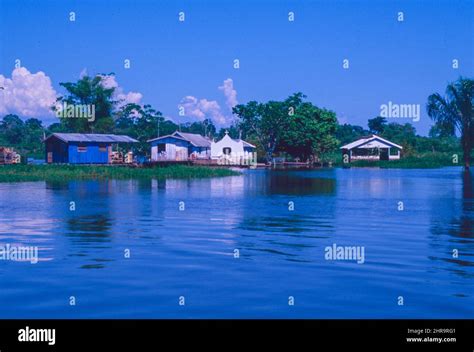 Houseboats on River Amazon, near Manaus, Brazil Stock Photo - Alamy