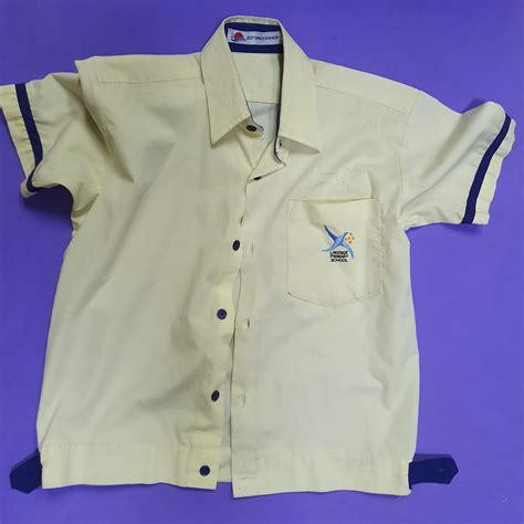 Lakeside Primary school uniform size 30, Free Items on Carousell