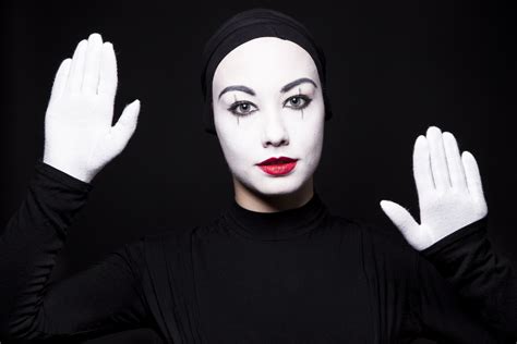 Simple Mime Makeup | Saubhaya Makeup