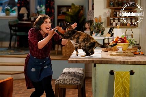 Bear with….’Call Me Kat’ with Mayim Bialik coming January 2021 ...