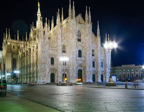 1,600+ Milan Cathedral By Night Stock Photos, Pictures & Royalty-Free ...