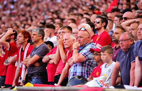 Man Utd fans will be JEALOUS of Liverpool fans - Lee Sharpe | Daily Star