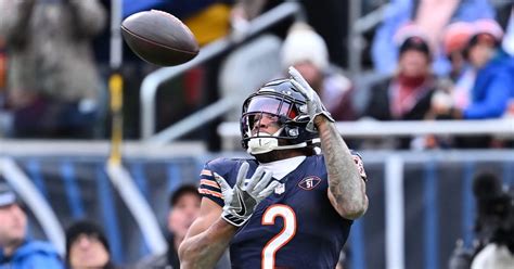 Chicago Bears get wide receiver DJ Moore back at work - Sports Illustrated Chicago Bears News ...