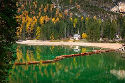 Lago Di Braies Lake in Dolomites at Sunrise, Italy Stock Image - Image of lago, beautiful: 180848581