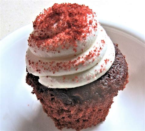 Free Images : food, produce, cupcake, cake, baked, icing, flavor, buttercream, sweet dessert ...