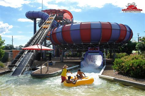 WhiteWater World - photographed, reviewed and rated by The Theme Park Guy