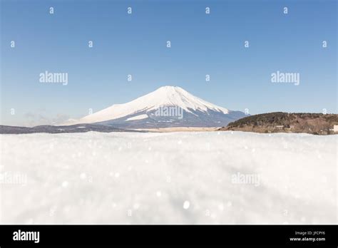 Winter Mount Fuji Yamanaka Lake Stock Photo - Alamy