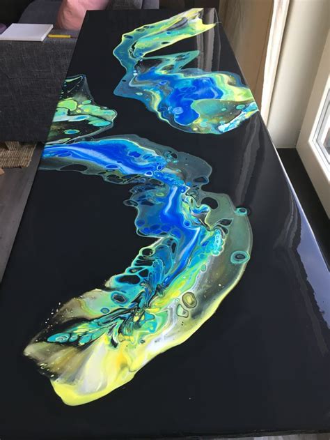 https://hu.pinterest.com/jmercedesz_art/ | Resin art painting, Diy resin crafts, Resin furniture