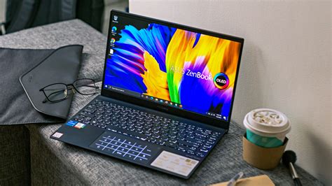 ASUS Zenbook 13 OLED UX325: Vibrance and power in portability