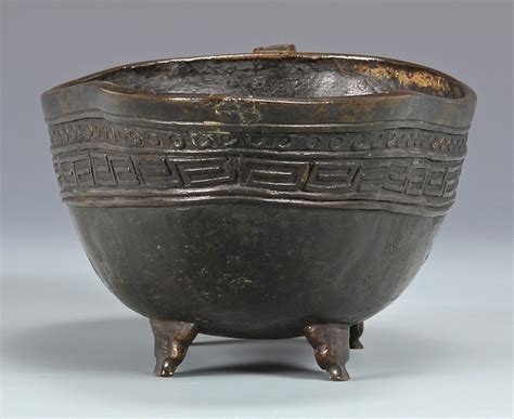 Lot 760: Chinese Bronze Wine Vessel | Case Auctions