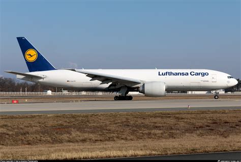 D-ALFE Lufthansa Cargo Boeing 777-FBT Photo by Sierra Aviation ...