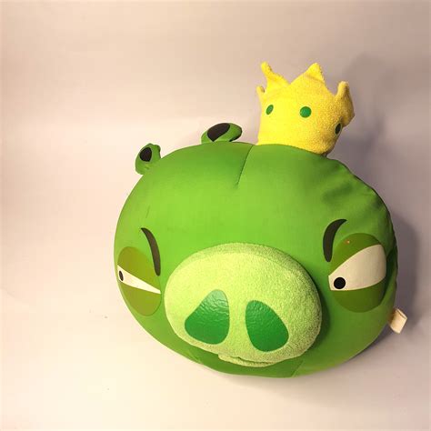 Angry Birds King Pig Plush Toy, Hobbies & Toys, Toys & Games on Carousell