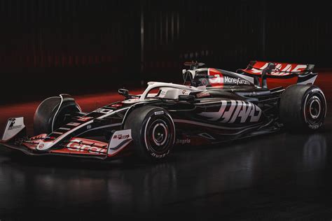 VÍDEO: Haas ‘estreia’ carro de 2024 em Silverstone; confira imagens