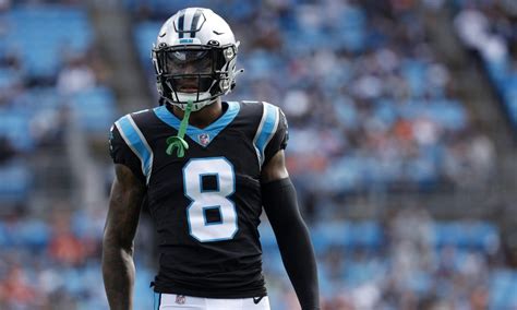 Report: Panthers CB Jaycee Horn to undergo procedure on hamstring