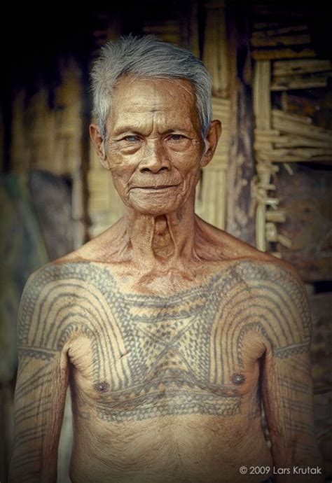 Lars Krutak - THE LAST KALINGA TATTOO ARTIST OF THE PHILIPPINES | Filipino tattoos, Filipino ...