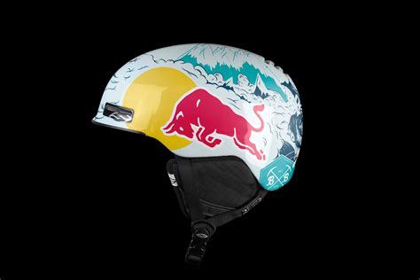 Red Bull Signature Helmets – Column