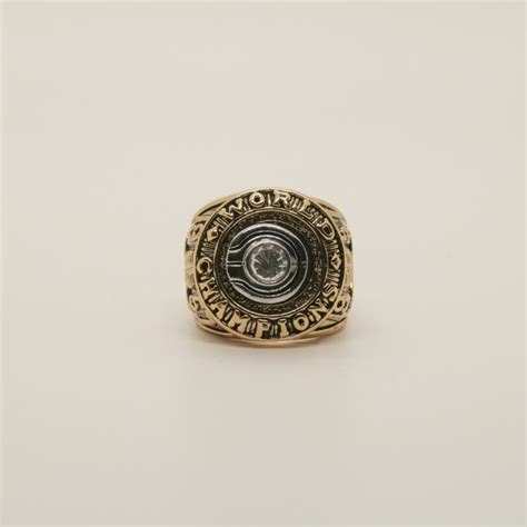 17 Boston Celtics NBA Championship ring available now – Championship ...