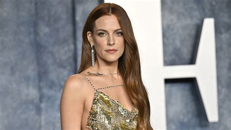 Riley Keough asks court to approve settlement over mom Lisa Marie ...