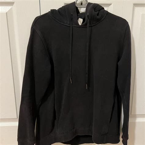 Lululemon black hoodie - Size 6 - Depop