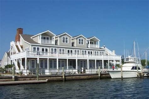 beaufort nc restaurants waterfront - Allyson Luckett