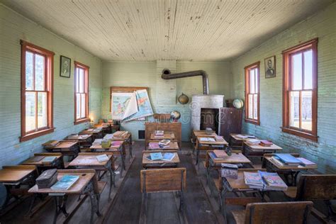 One Room Schoolhouse Interior Editorial Photo - Image of schoolhouse, study: 263751356