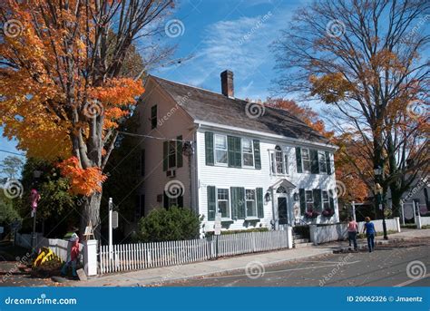 Old New England home editorial photo. Image of white - 20062326