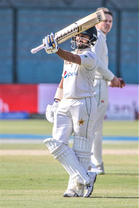 2nd Test: Saud hits maiden ton but Pakistan trail NZ - Rediff Cricket