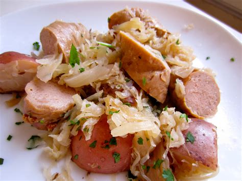 Family Dinner Just Got Better With These 15 Bratwurst Recipes