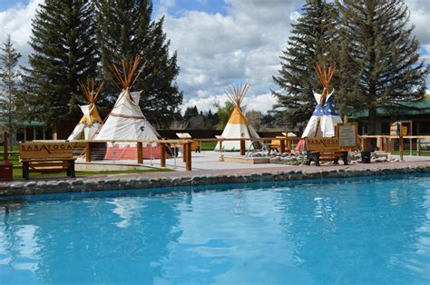 Saratoga Hot Springs Resort, Rustic Elegance | Wyoming