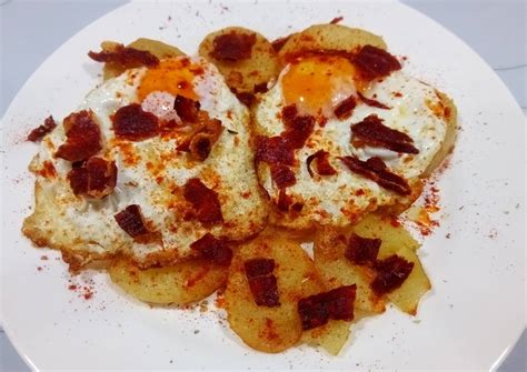 Huevos estrellados con crujiente de jamón Receta de Roberto Vázquez ...