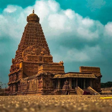 Thiruvannamalai_Official™ on Instagram: “#thanjavur_kovil_photography” in 2023 | Thanjai periya ...