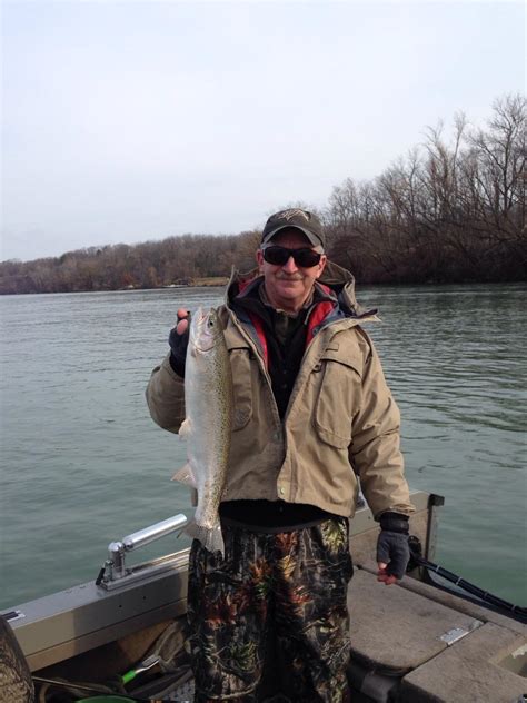 From the Rowing Seat: Niagara River fishing trip