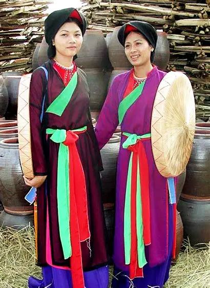 The Overview of Traditional Vietnamese Clothing