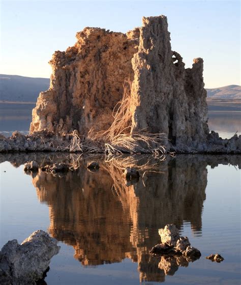 The Tufa Towers of Mono Lake ~ Kuriositas