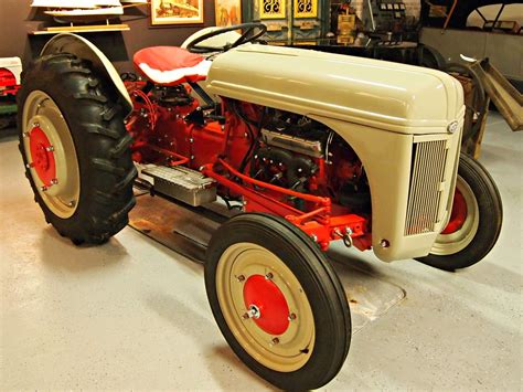 Ford 8N Tractor 2 | Photographed at the USA World Classics E… | Flickr