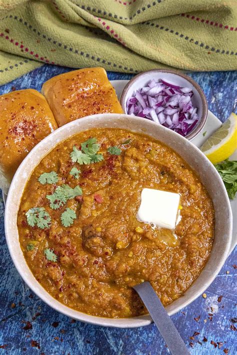 Pav Bhaji Recipe (Spicy Vegetable Curry) - Chili Pepper Madness