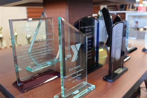 Glass-Corporate-Awards | Beaudry Engraving