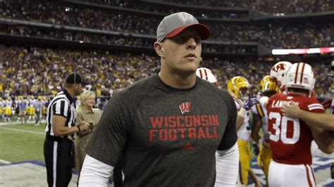 J.J. Watt to give commencement address at Wisconsin