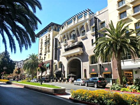 Hotel Valencia Santana Row for a Girls' Night Out in Silicon Valley - Clever Housewife