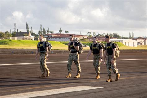 DVIDS - Images - Wheeler Army Airfield Ruck [Image 9 of 24]