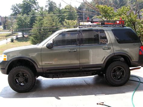 2002 Ford Explorer Sport Trac 4x4. Body lift / 33's | Ford explorer ...