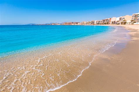 Las mejores playas de Murcia para disfrutar del sol y la arena