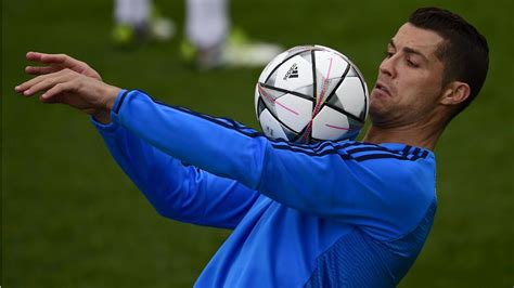 Ronaldo back in training for Madrid | FourFourTwo