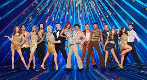 FULL CELEBRITY AND PROFESSIONAL DANCER LINE-UP ANNOUNCED! - Strictly Come Dancing Live!